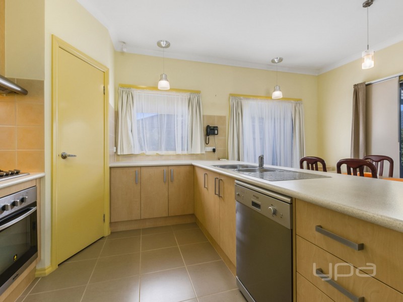 29 Faircroft Drive, Brookfield VIC 3338