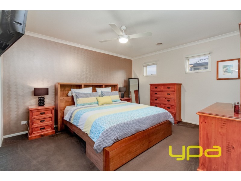 71 Lakewood Boulevard, Melton VIC 3337