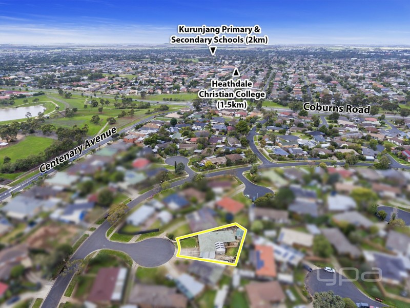 3 Berkley Place, Melton West VIC 3337