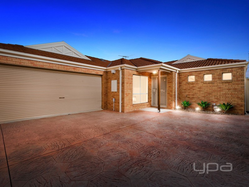 2/3 Sylvia Close, Hillside VIC 3037