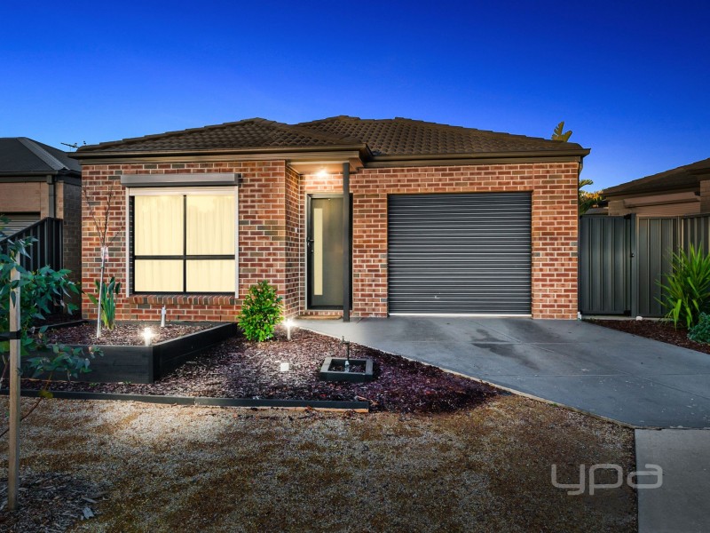 23 Silverleaf Drive, Melton VIC 3337