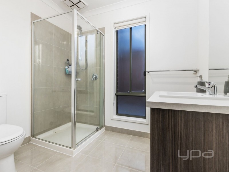 18  Herbal Avenue, Kurunjang VIC 3337