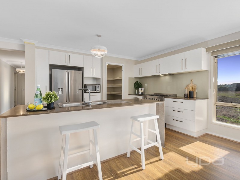 2 Pelican Point, Hopetoun Park VIC 3340