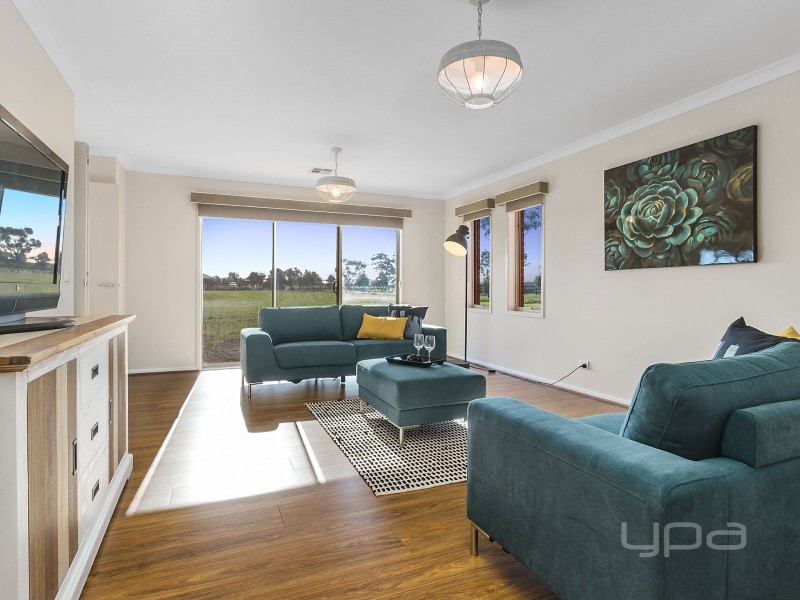 2 Pelican Point, Hopetoun Park VIC 3340