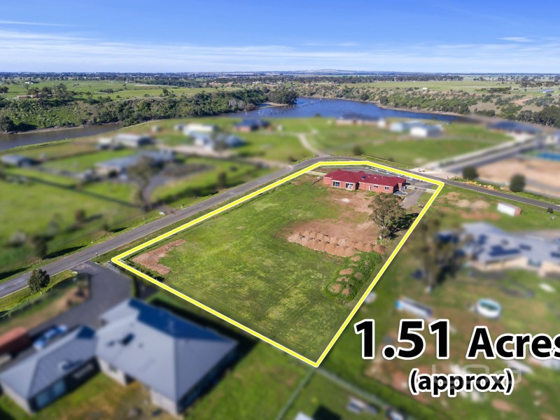 2 Pelican Point, Hopetoun Park VIC 3340