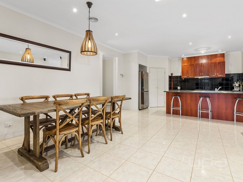 21 Sirius Way, Kurunjang VIC 3337