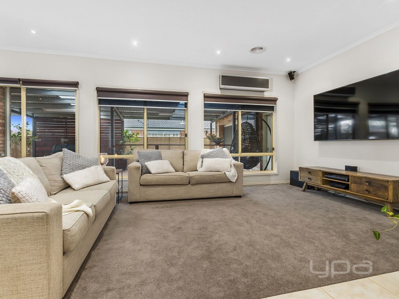 21 Sirius Way, Kurunjang VIC 3337