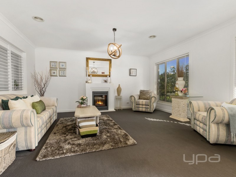 6 View Gully Road, Hopetoun Park VIC 3340