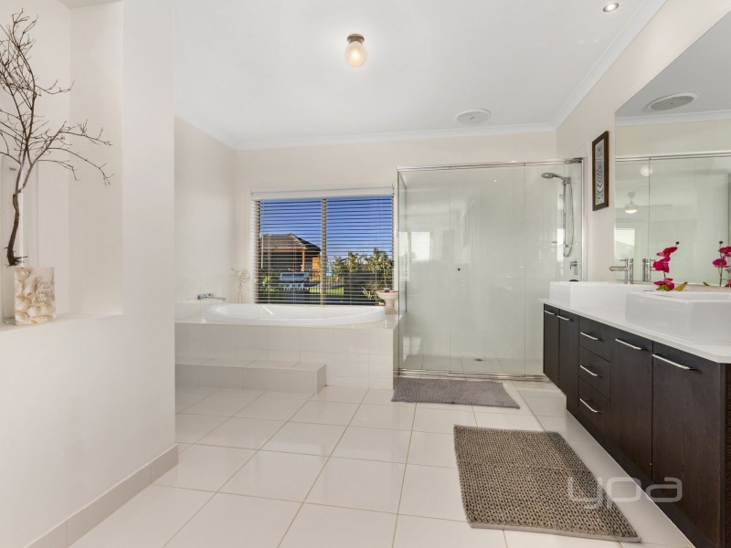 6 View Gully Road, Hopetoun Park VIC 3340