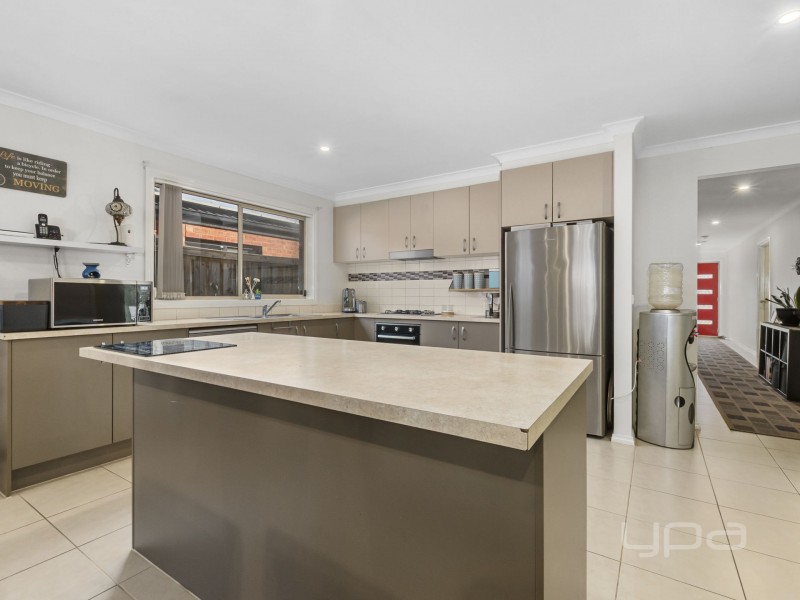 14 Dianella Court, Brookfield VIC 3338