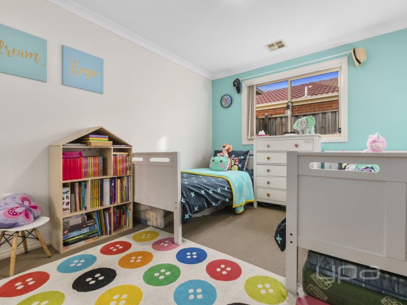 14 Dianella Court, Brookfield VIC 3338