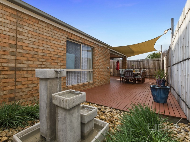 14 Dianella Court, Brookfield VIC 3338