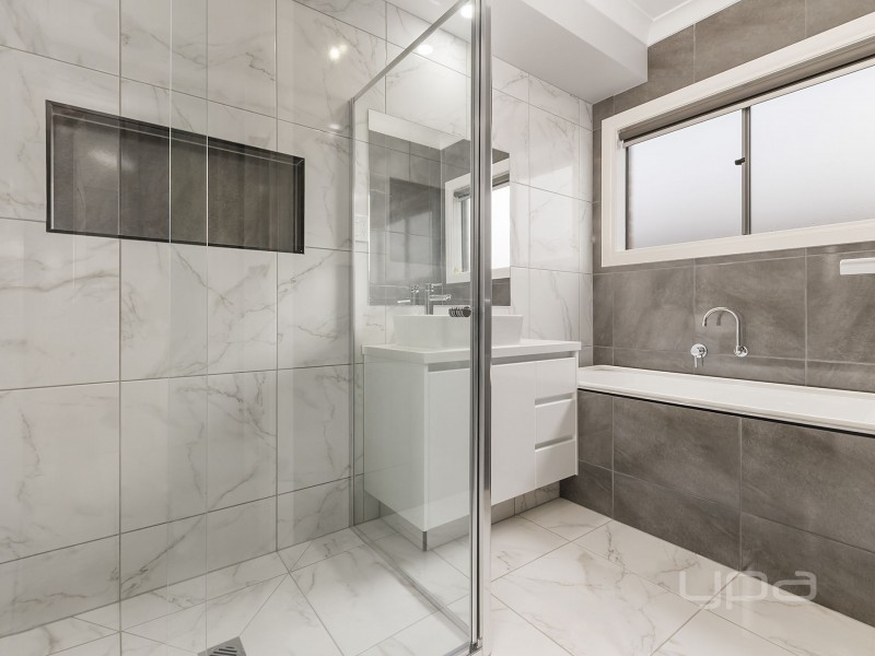 21 Riverbend Drive, Darley VIC 3340