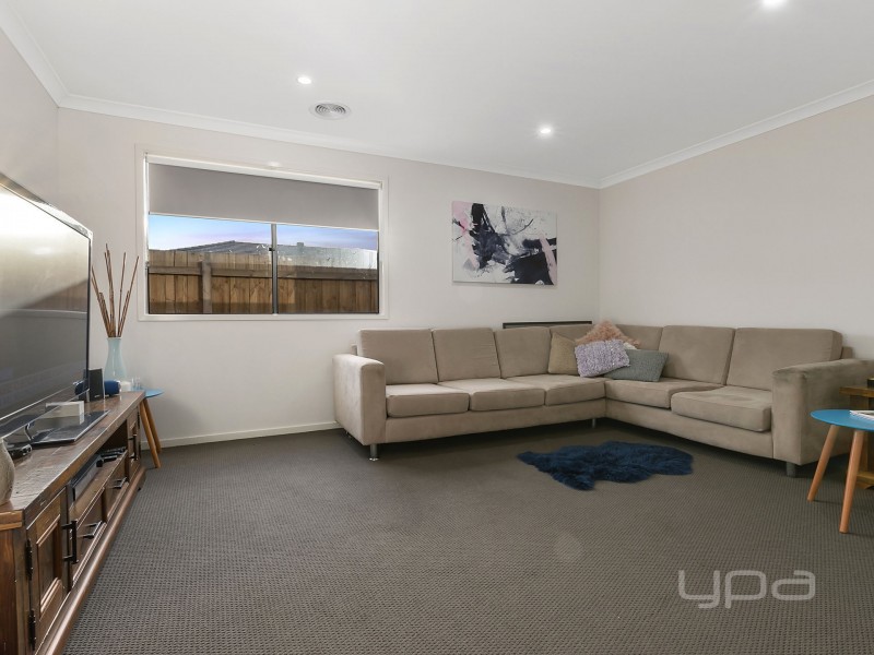 62 Turf Club Boulevard, Melton South VIC 3338