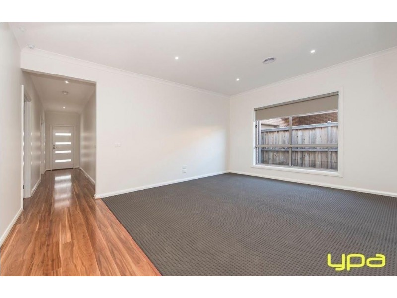 33 Nantha Way, Brookfield VIC 3338