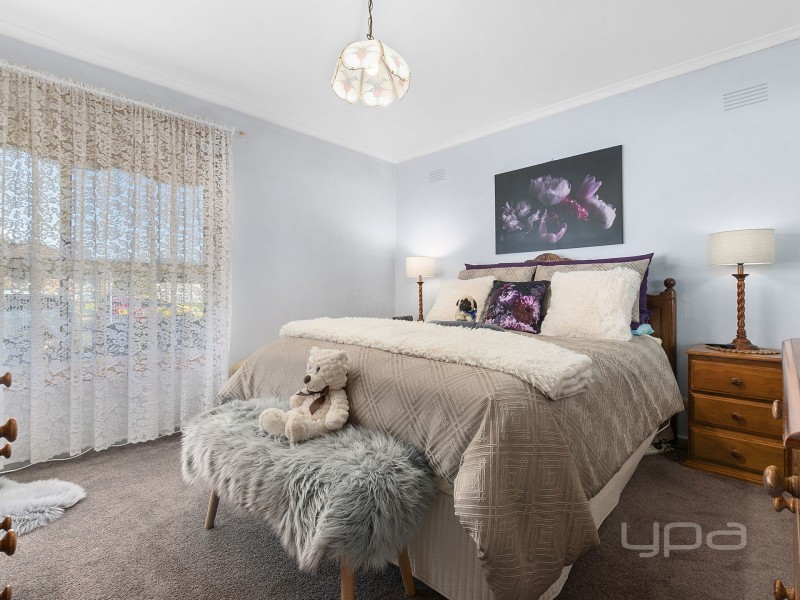 2 Socrates Way, Rockbank VIC 3335