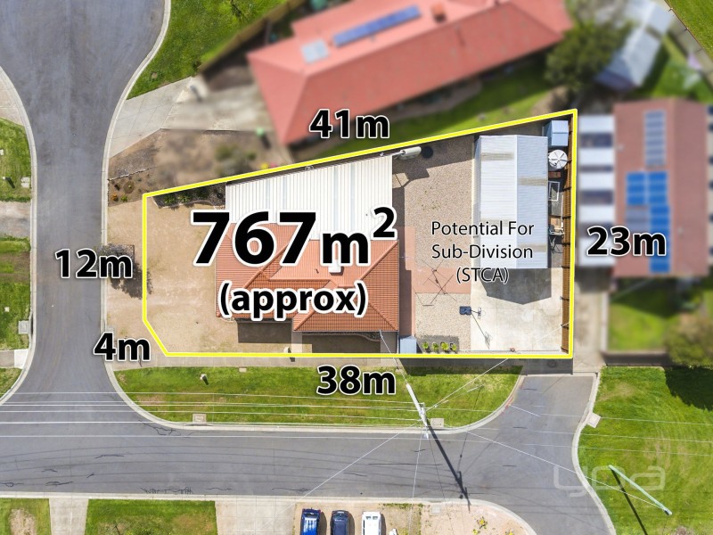 8  Warianna Court, Kurunjang VIC 3337