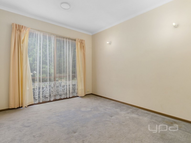 41 Outlook Ride, Kurunjang VIC 3337