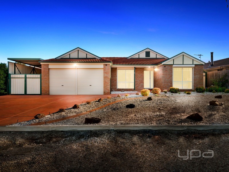 11 Lakeview Terrace, Melton West VIC 3337