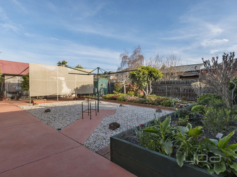 11 Lakeview Terrace, Melton West VIC 3337