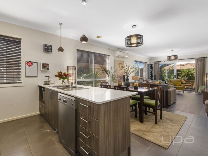 124 Black Knight Way, Kurunjang VIC 3337