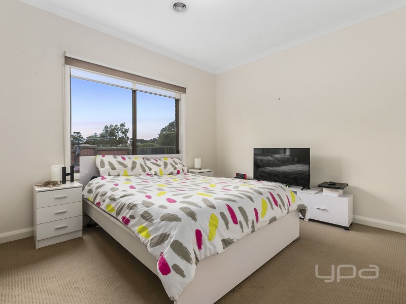 23 Desert Gum Way, Brookfield VIC 3338