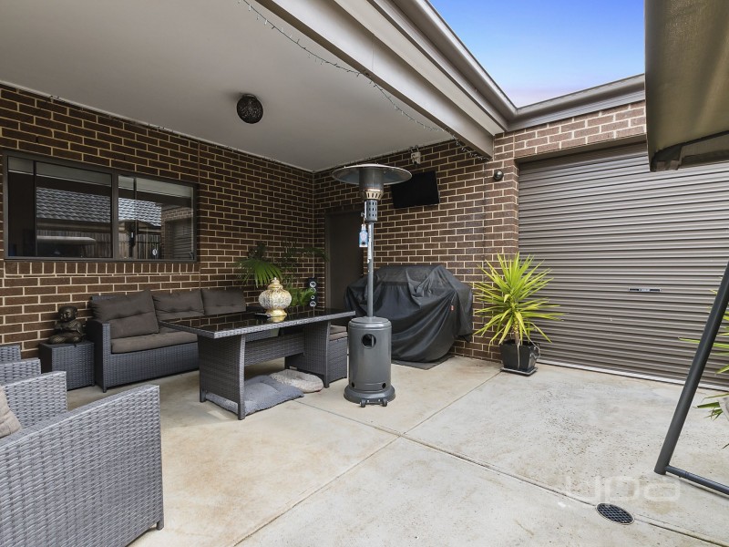 23 Desert Gum Way, Brookfield VIC 3338