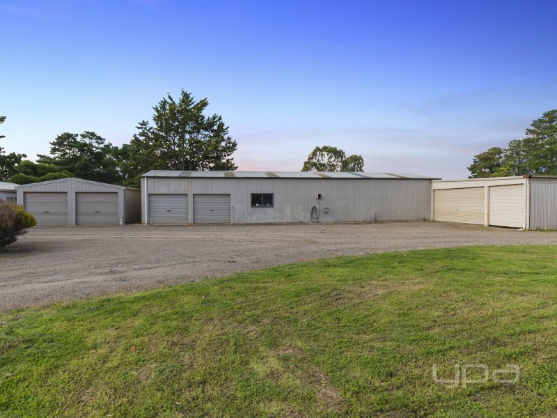 7 Greenstead Amble, Kurunjang VIC 3337