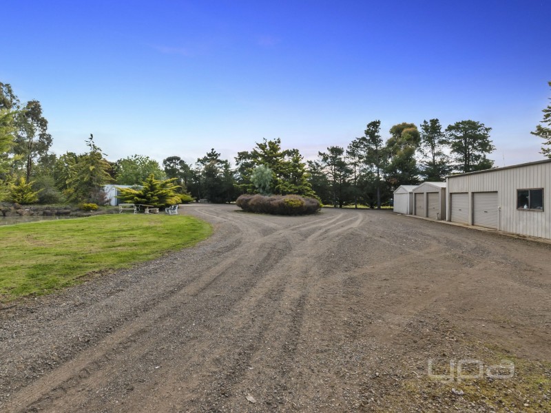 7 Greenstead Amble, Kurunjang VIC 3337