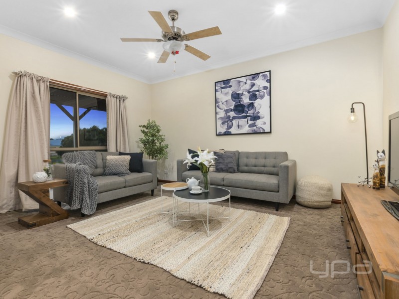 28 Riverview Drive, Hopetoun Park VIC 3340