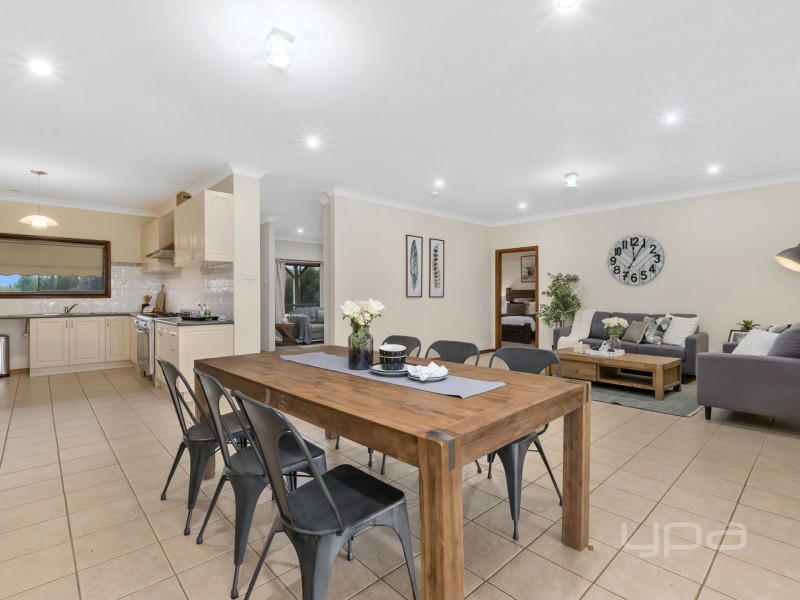 28 Riverview Drive, Hopetoun Park VIC 3340
