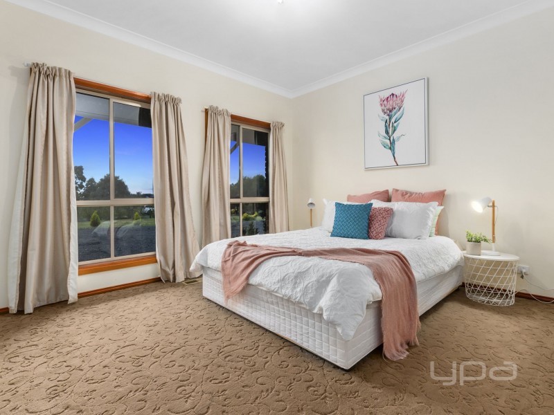 28 Riverview Drive, Hopetoun Park VIC 3340