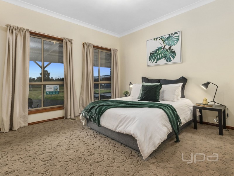 28 Riverview Drive, Hopetoun Park VIC 3340