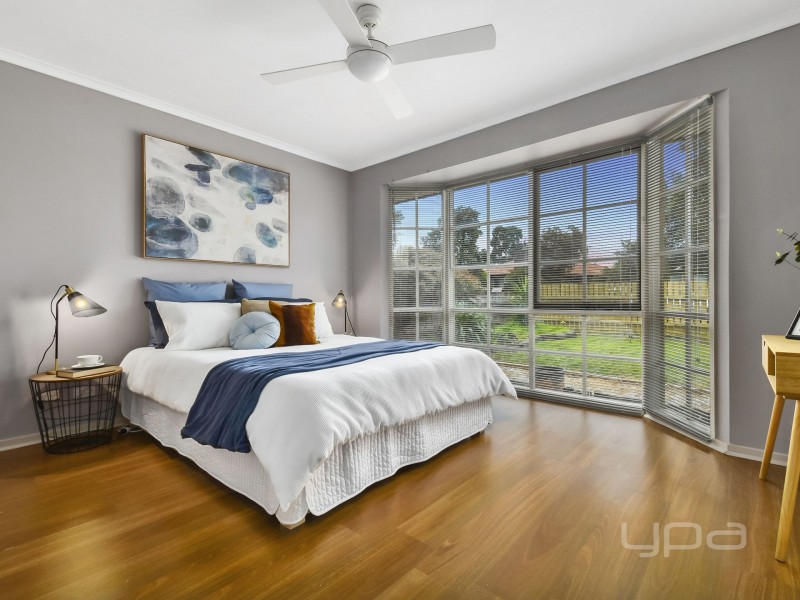 45 Kurrajong Crescent, Melton South VIC 3338