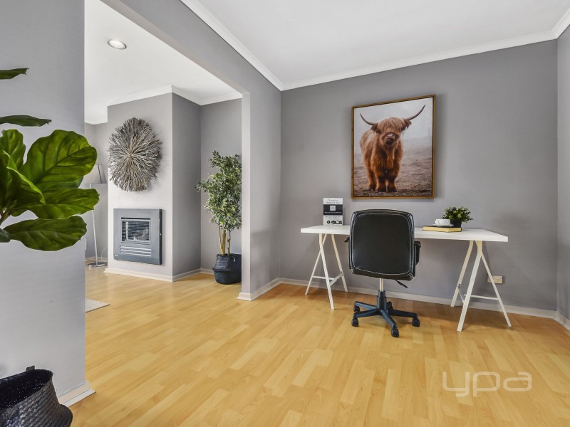 45 Kurrajong Crescent, Melton South VIC 3338