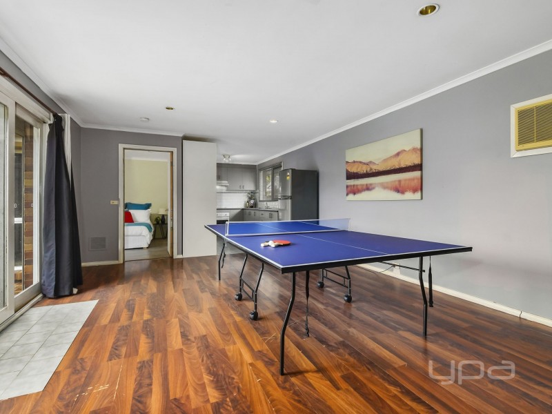 45 Kurrajong Crescent, Melton South VIC 3338