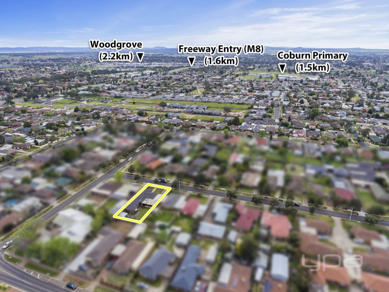 45 Kurrajong Crescent, Melton South VIC 3338