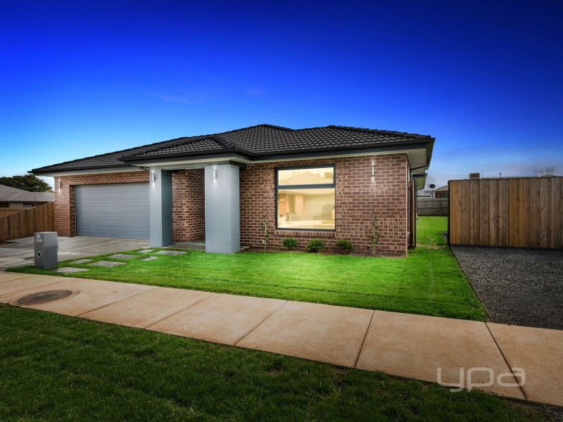 15 Jasmine Crescent, Ballan VIC 3342