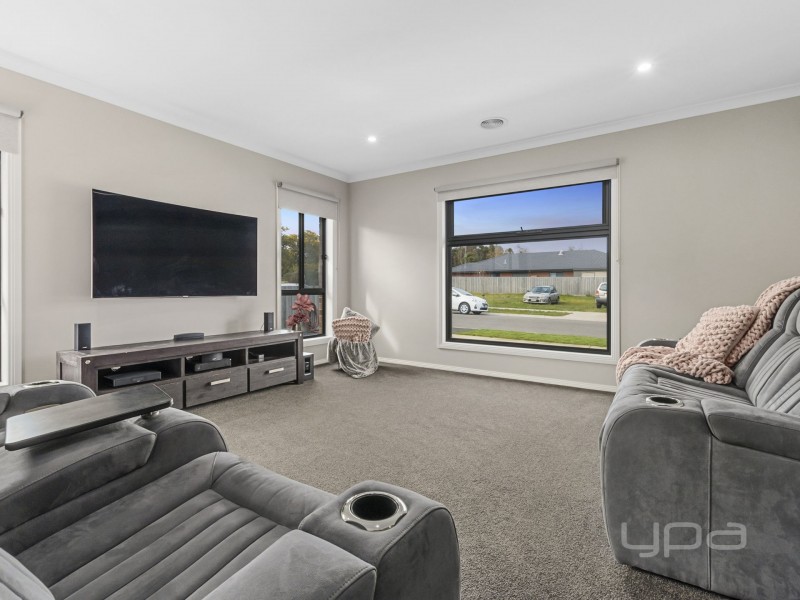 15 Jasmine Crescent, Ballan VIC 3342