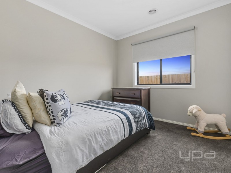 15 Jasmine Crescent, Ballan VIC 3342