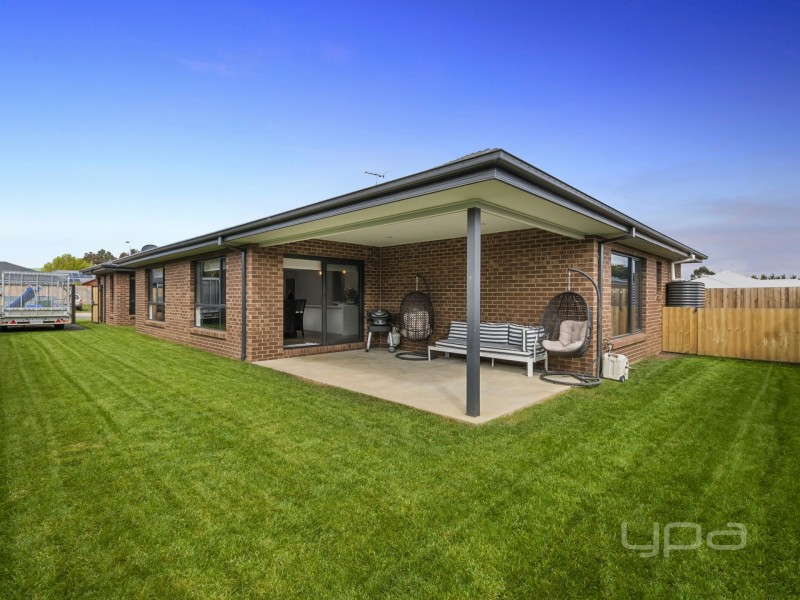 15 Jasmine Crescent, Ballan VIC 3342