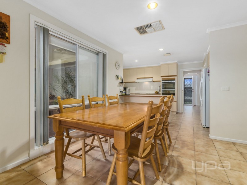 16 Benjamin Court, Kurunjang VIC 3337