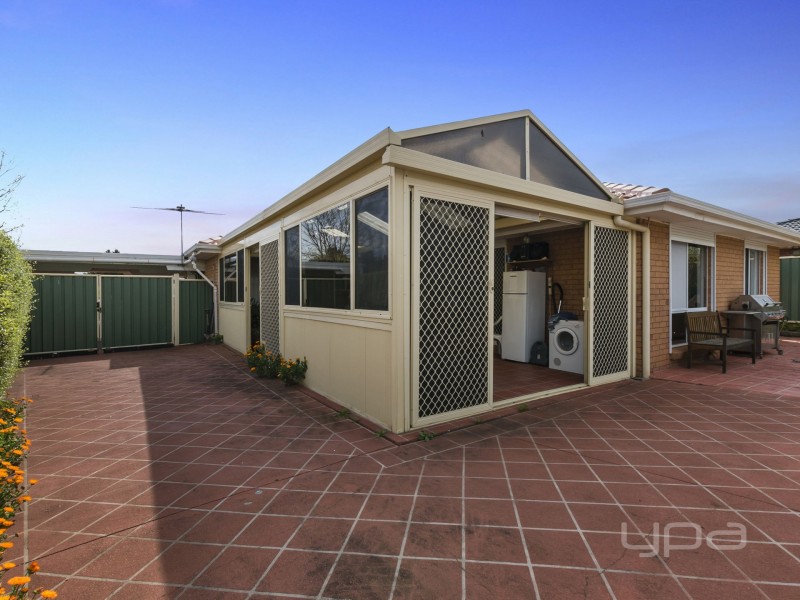 16 Benjamin Court, Kurunjang VIC 3337