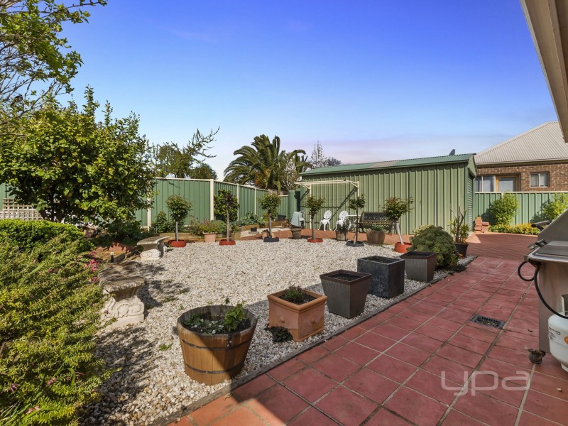 16 Benjamin Court, Kurunjang VIC 3337