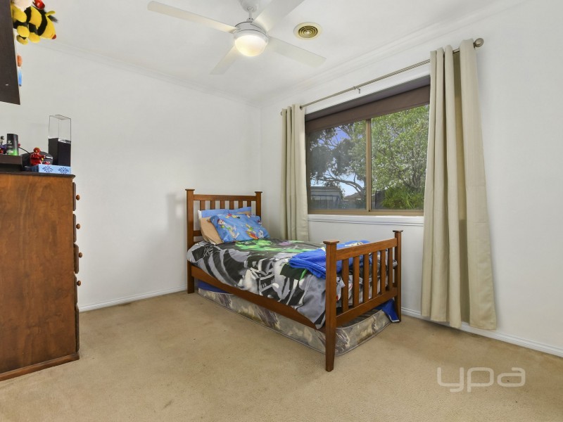 361 Centenary Avenue, Melton West VIC 3337