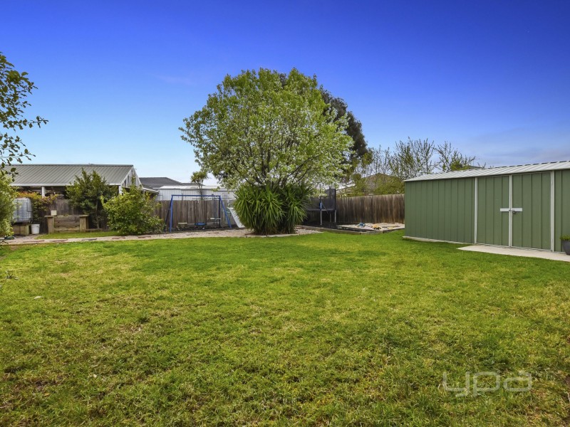 361 Centenary Avenue, Melton West VIC 3337
