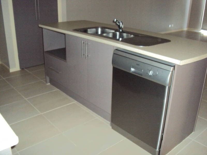 53 Peter Pan Crescent, Kurunjang VIC 3337