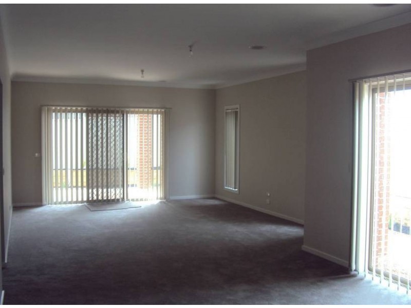 19 Riparian Way, Brookfield VIC 3338