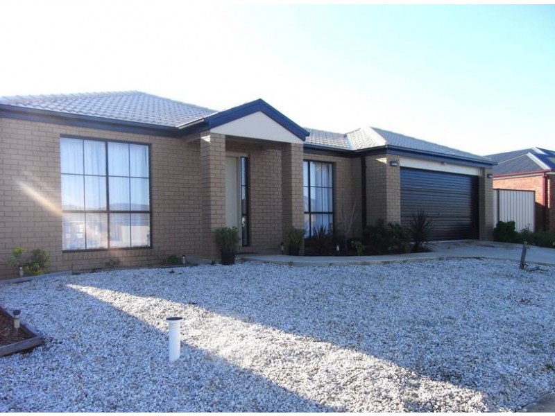 6 Beauview Court, Kurunjang VIC 3337