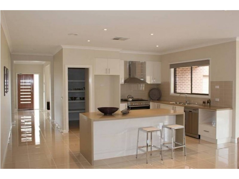 23 Desert Gum Way, Brookfield VIC 3338